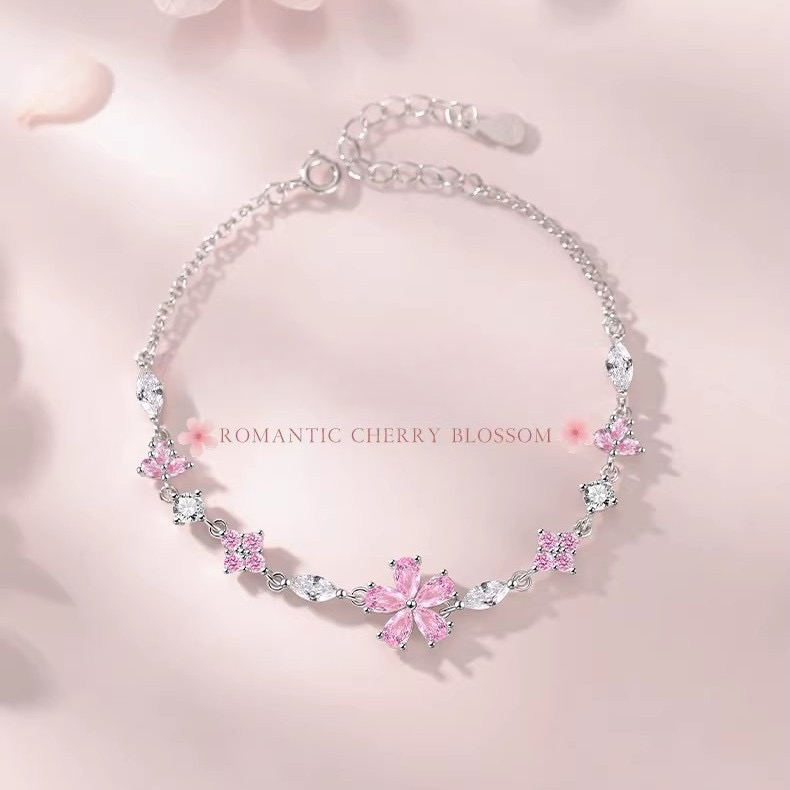 FLOREVA Silver Bracelet