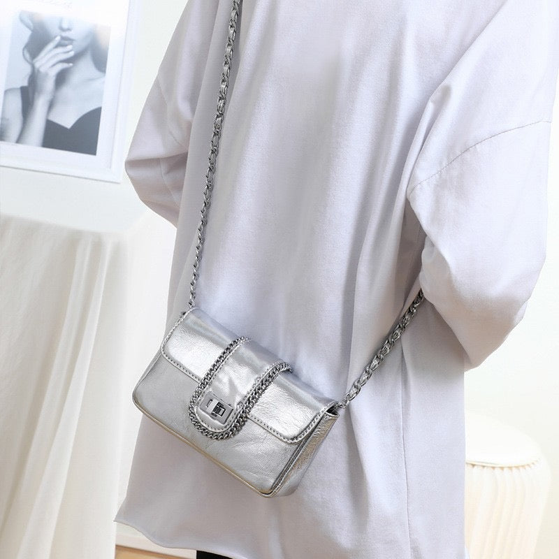 LUMIÈRE Mini Chain Leather Crossbody Bag