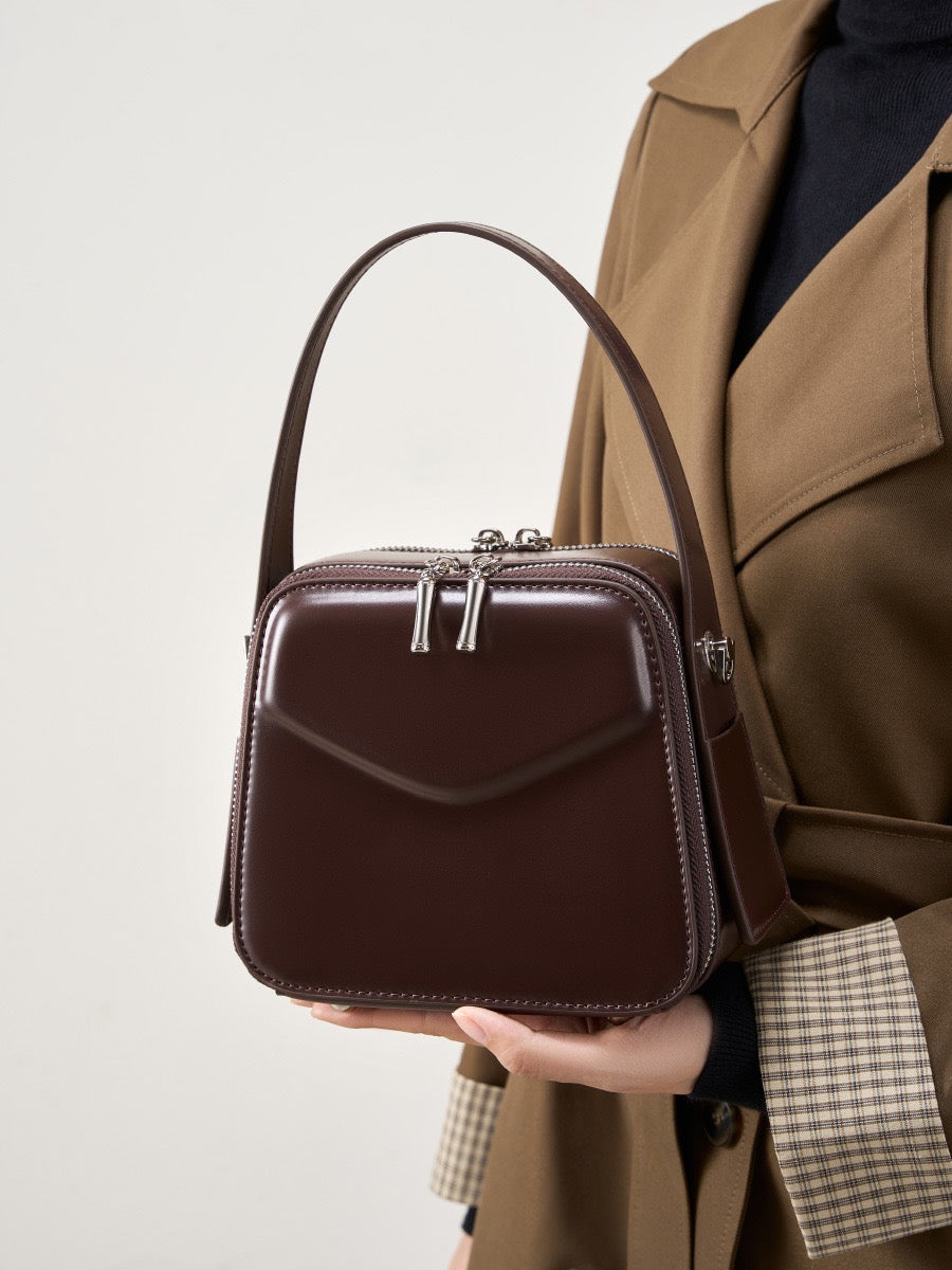 VALENTRA Structured Leather Crossbody Bag