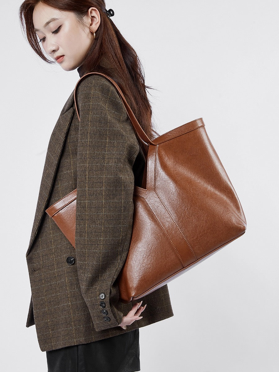 CAMILLE V-Structured Leather Tote