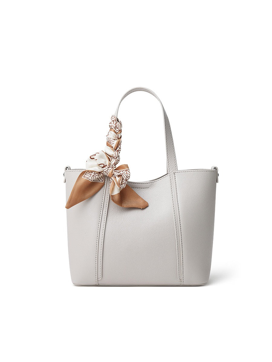 MARISSA Classic Leather Tote