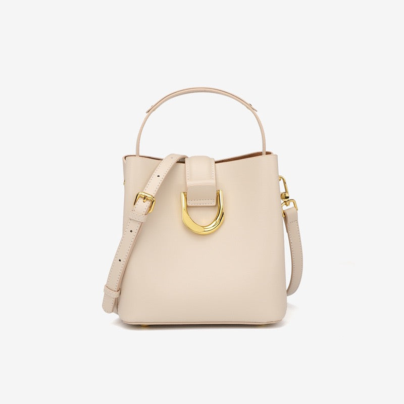 VERDÉA Signature Leather Bucket Bag