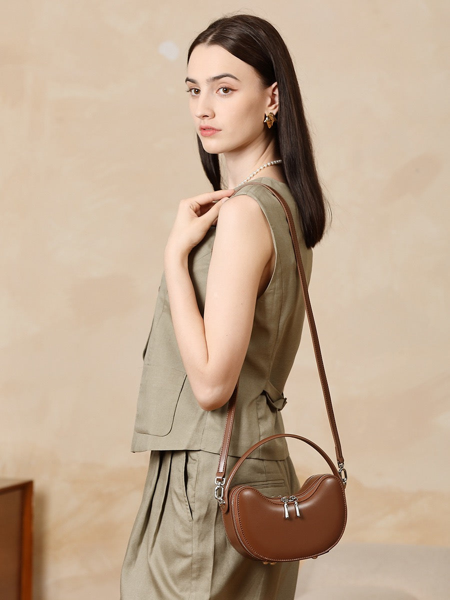 ALVÉRA Crescent Leather Shoulder Bag