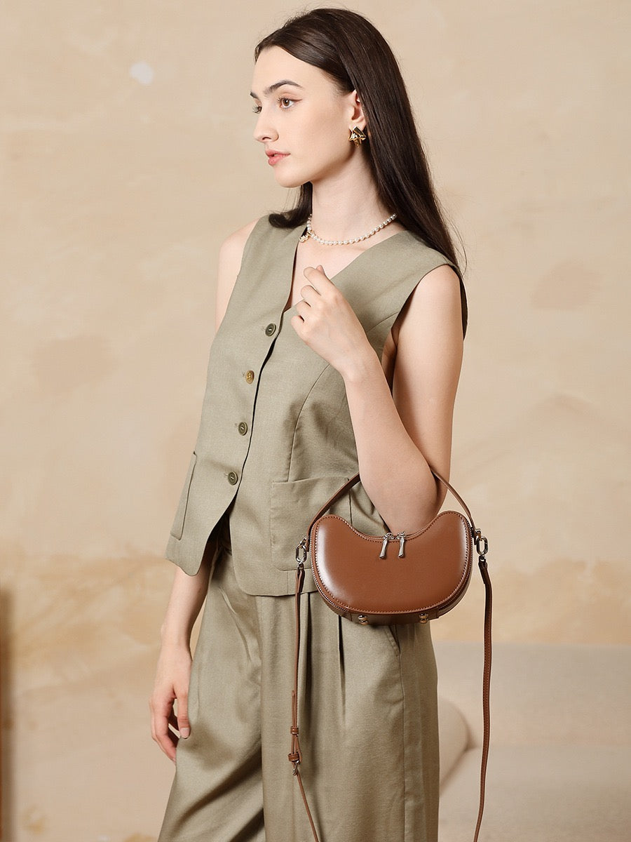 ALVÉRA Crescent Leather Shoulder Bag