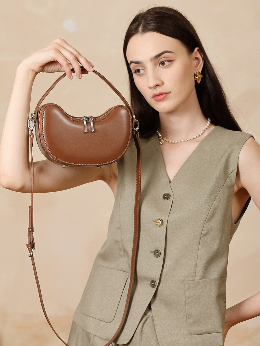 ALVÉRA Crescent Leather Shoulder Bag