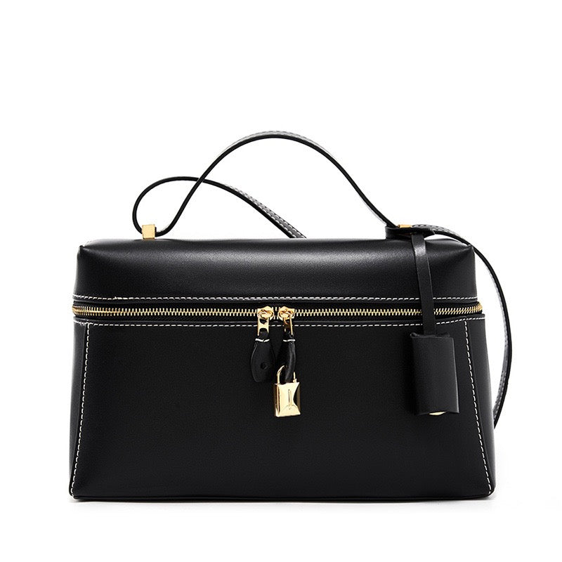 AURELIA Structured Leather Shoulder Bag