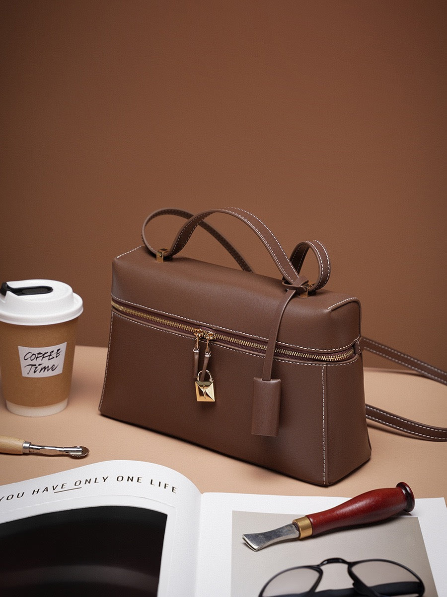 AURELIA Structured Leather Shoulder Bag