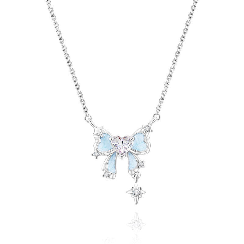LUMIVELLA Silver Glow Butterfly Necklace