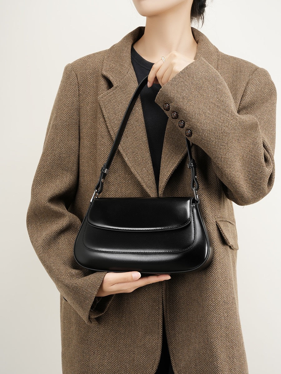 VIVIENNE Structured Leather Shoulder Bag