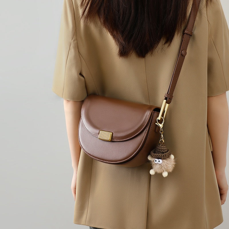 MARGOT Saddle Leather Crossbody Bag