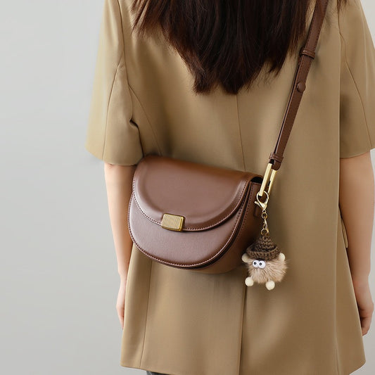 MARGOT Saddle Leather Crossbody Bag